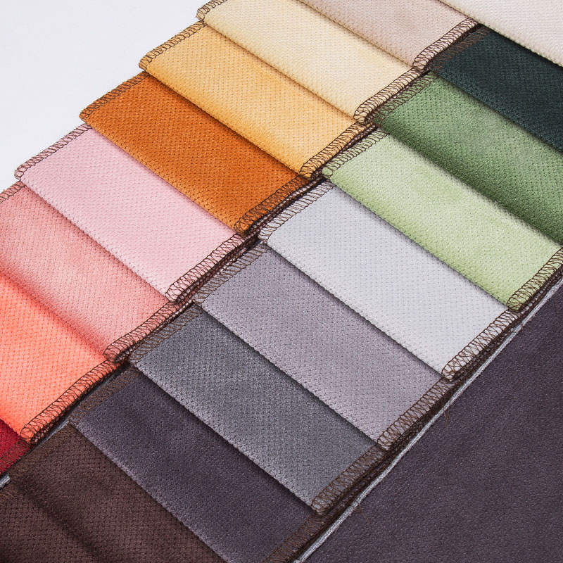 Řezaná vlasová tkanina